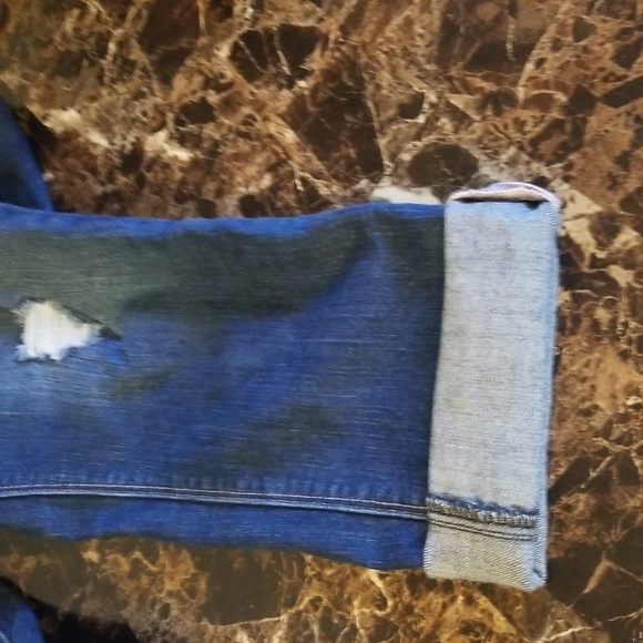 White House Black Market crop leg jeans SZ 4 distressed excellent condition - Picture 11 of 11